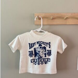 12/18 vintage mickey tee